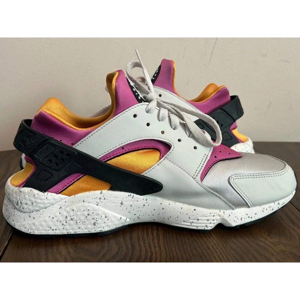 Nike‎ Huarache White Yellow Gold Pink Men's Size 11.5 DD1068-003